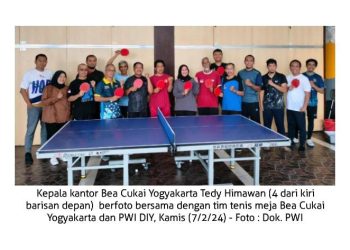 Tim Tenis Meja PWI DIY Tanding Persahabatan Melawan Bea Cukai Yogyakarta, Skor Akhir 9-8. Salam Olah Raga…..
