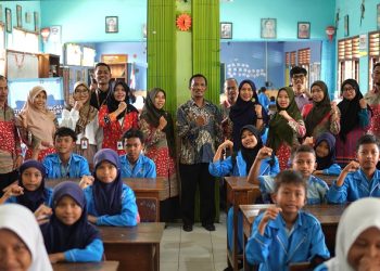Dosen Amikom Yogyakarta Gelar Kampanye Edukasi Peningkatan Pencegahan Bullying di SDN Kejambon 2 Ngemplak Sleman