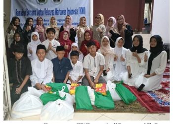 Ketum IKWI Pusat Berbagi Kepada Anak Yatim di Rumah Az-Zahra Limo Depok