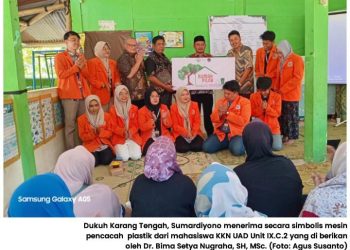 Mahasiswa KKN UAD Serahkan 2 Mesin Pencacah Limbah Plastik “NPK-ONE” di Padukuhan Karang Tengah dan Numpukan, Imogiri