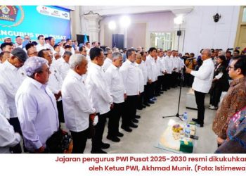 Pengurus Resmi Dikukuhkan di Solo, Ketua Umum PWI Pusat : Persatuan Adalah Kunci