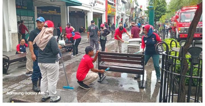 Kerja Bakti Serentak 14 Kemantren, Wujudkan Jogja Berhati Nyaman