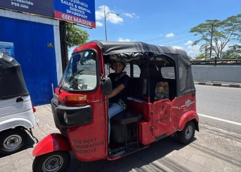 Sebanyak 20 mitra driver terbaik terpilih menerima bingkisan apresiasi sebagai bentuk penghargaan atas kontribusi mereka dalam menghadirkan pengalaman layanan yang positif bagi pengguna Bajaj Maxride di Yogyakarta.