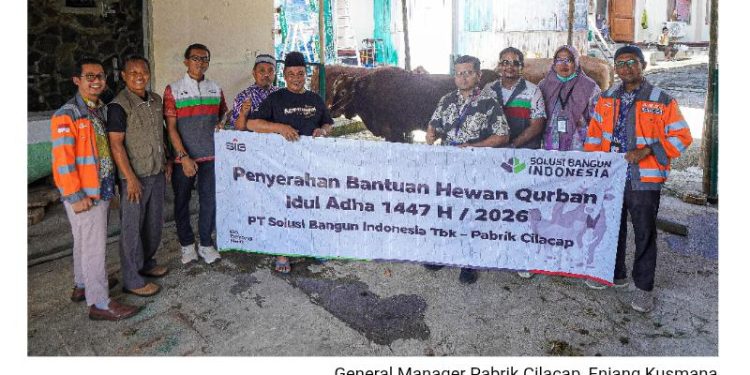 Solusi Bangun Indonesia Salurkan 21 Ekor Hewan Kurban untuk Masyarakat di Cilacap