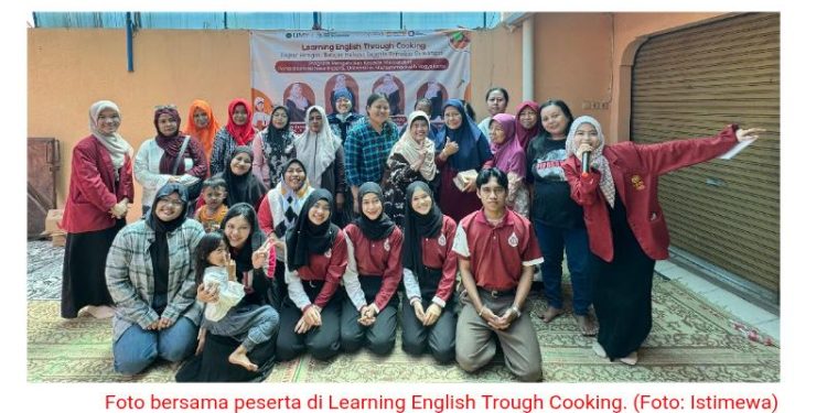 Belajar Bahasa Inggris sambil Memasak: Kolaborasi Dosen PBI UMY, Mahasiswa Walailak University Thailand, dan PKK RT 50 Celeban