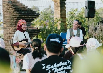 Storyteller for the Earth Hadirkan Kolaborasi Dongeng Indonesia–Inggris untuk Membangun Kesadaran Lingkungan Melalui Cerita Rakyat