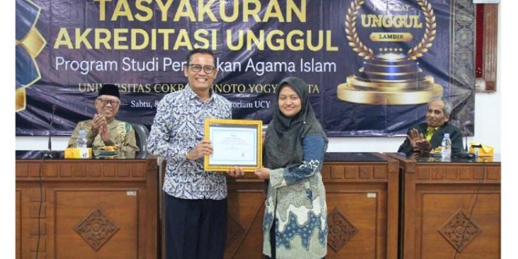 Prodi Pendidikan Agama Islam UCY Gelar Tasyakuran Raihan Akreditasi Unggul
