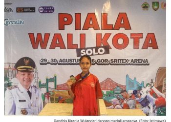 Gendhis Atlet KKO SMP Negeri 1 Kalasan Sabet Emas di Kejuaraan Taekwondo Piala Walikota Solo